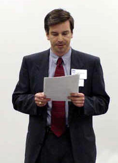 paulspeech.jpg (7472 bytes)